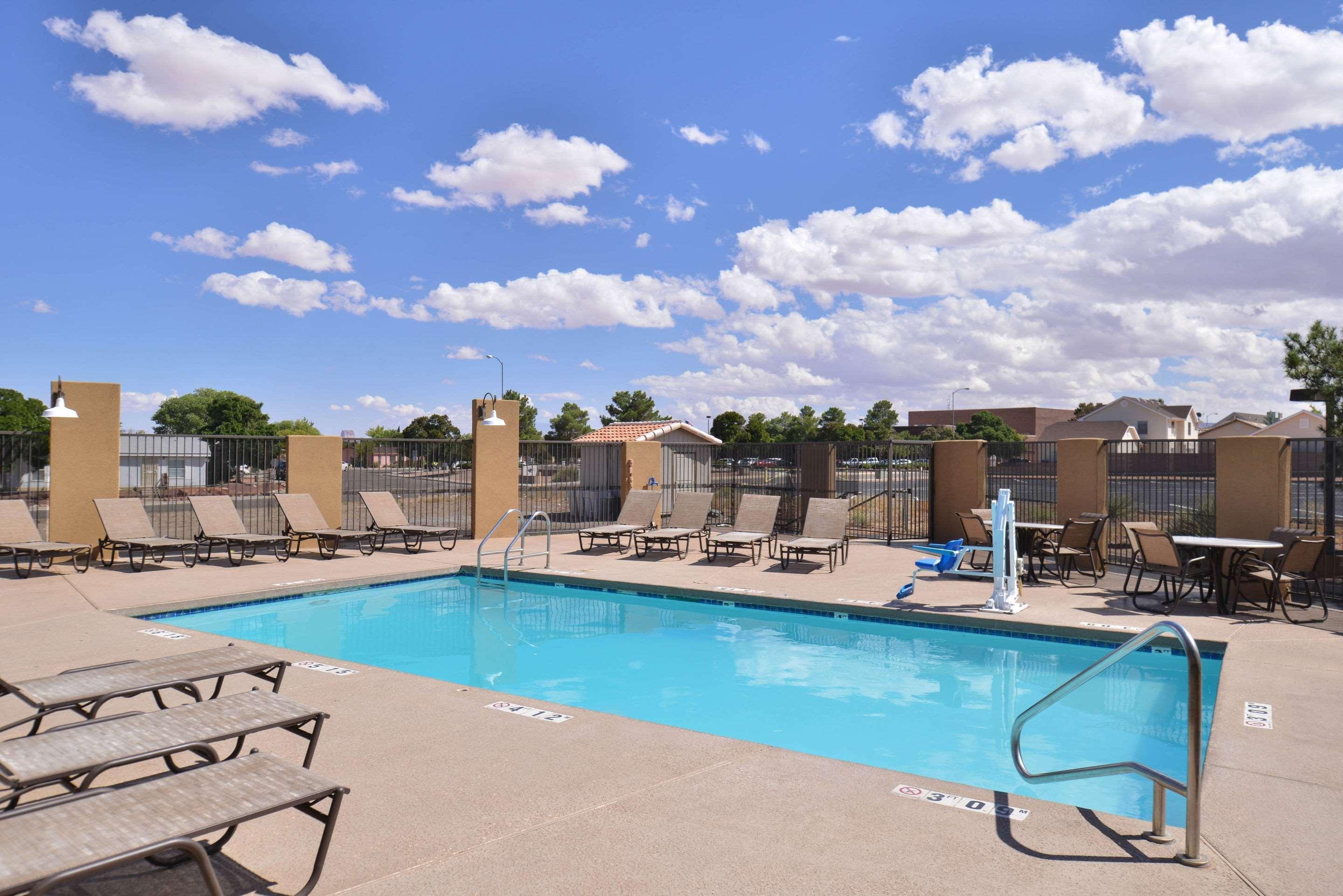 Clarion Inn Page - Lake Powell Bagian luar foto